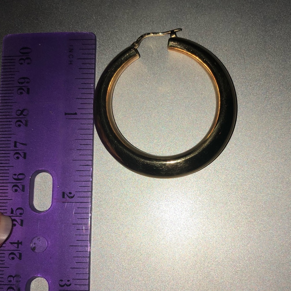Golden hoop earrings made of Silver